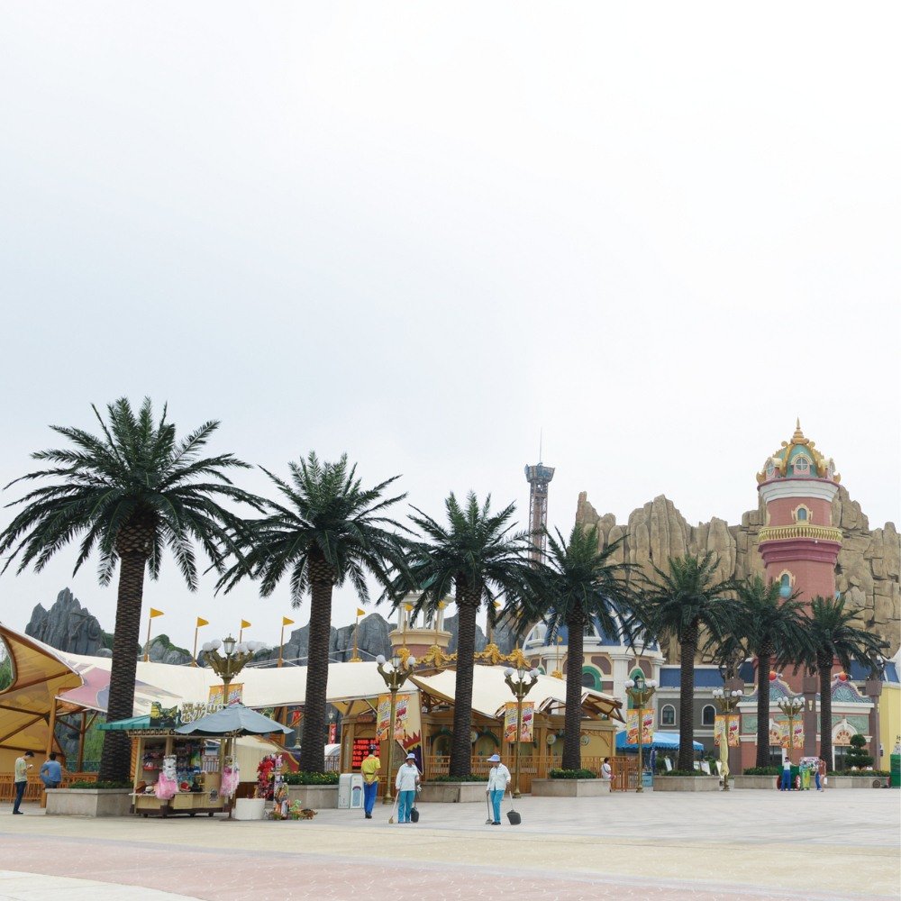 artificial palm trees