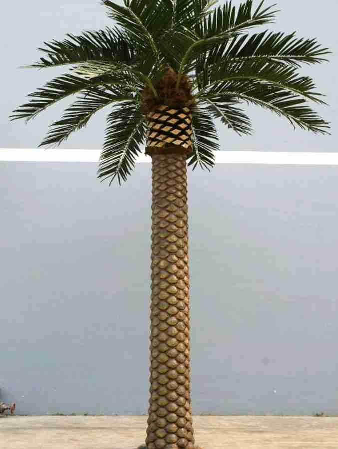 Tall artificial palm tree with realistic trunk and leaves, suitable for indoor decoration and outdoor commercial landscaping