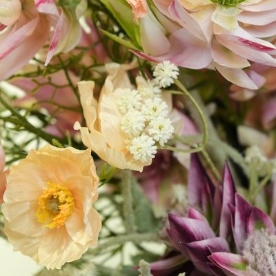 Artificial Mixed Flower Arrangement for Interior Decoration