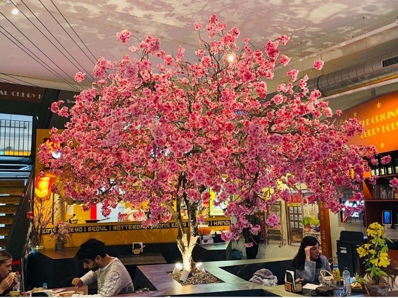 Artificial blossom tree for F&B boutique spaces