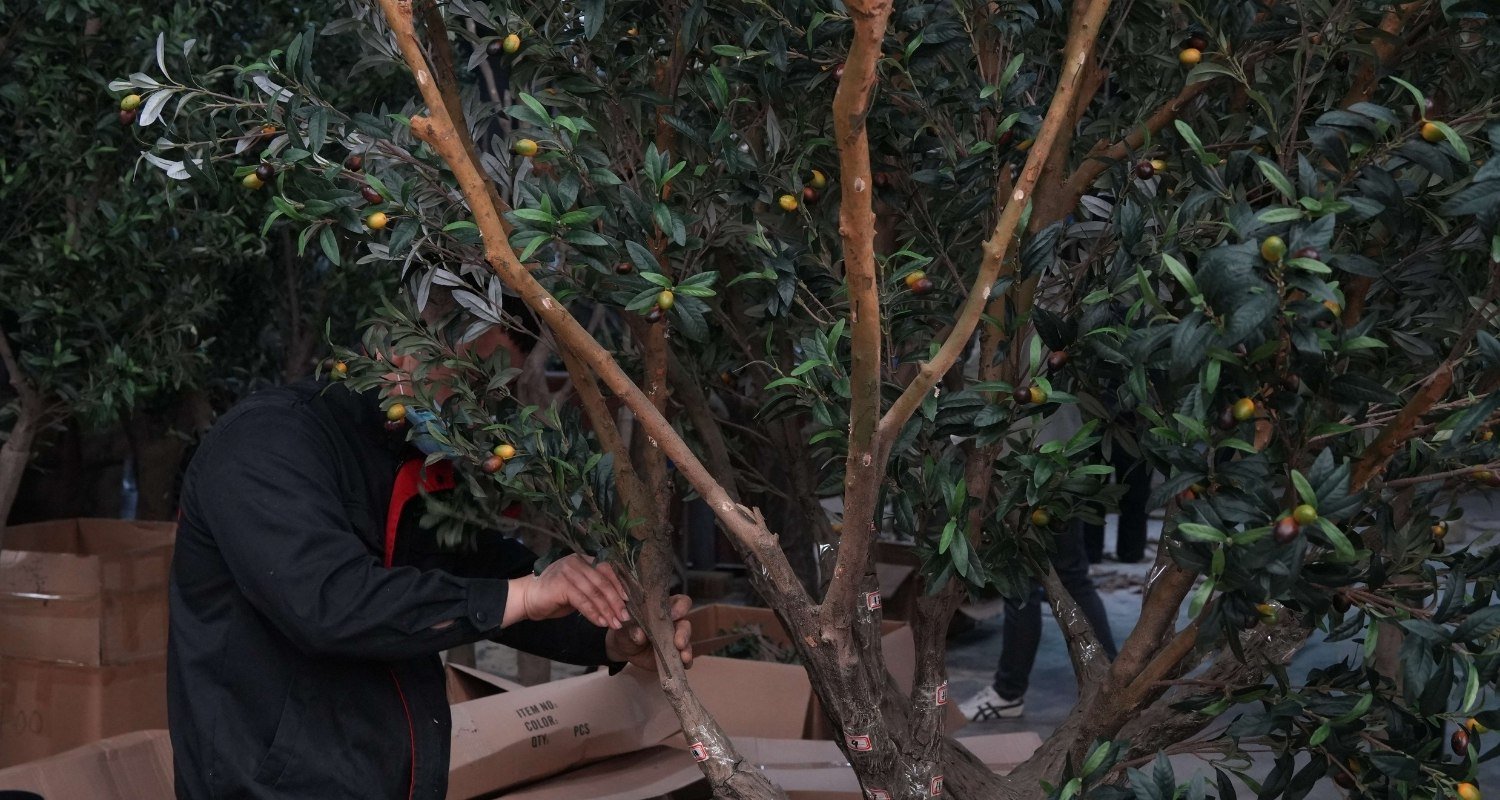 Detachable Artificial Olive Tree Branches Detachable artificial olive tree branches prepared for assembly